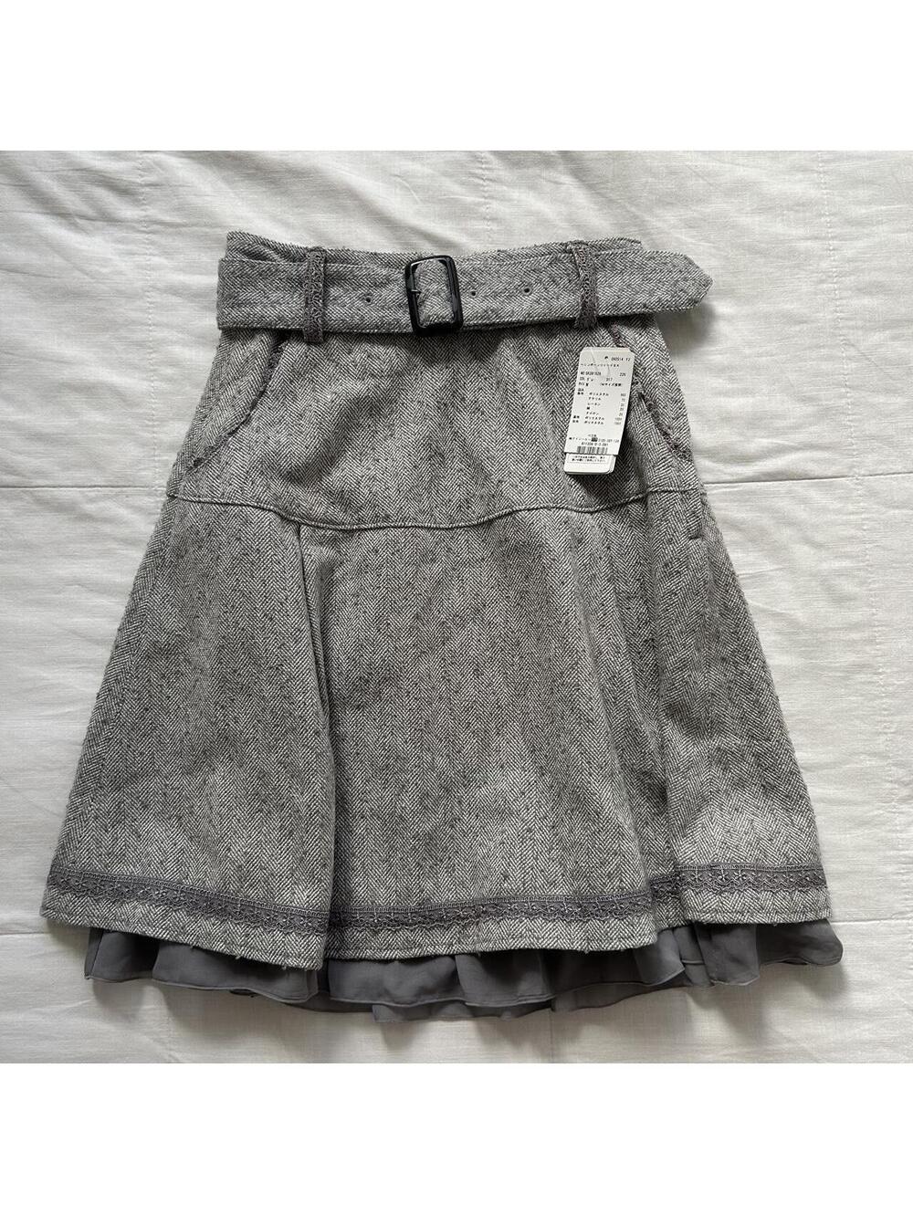 Axes Femme Gray Herringbone Lace Ruffle Belted Skirt Medium NWT Japan